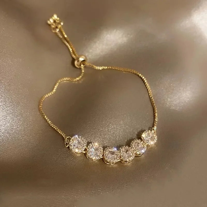 4Pcs/Set Heart White Color Pearl Bracelets Set For Women New Trendy Elastic Beaded Bracelet Elegant Wedding Party Jewelry Gift